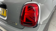 MINI Hatchback 135kW Cooper S Level 2 33kWh 3dr Auto Electric Hatchback